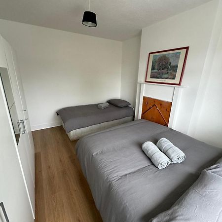 Nice Triple Room At 2 Iveragh Rd-7 Dublin Ngoại thất bức ảnh